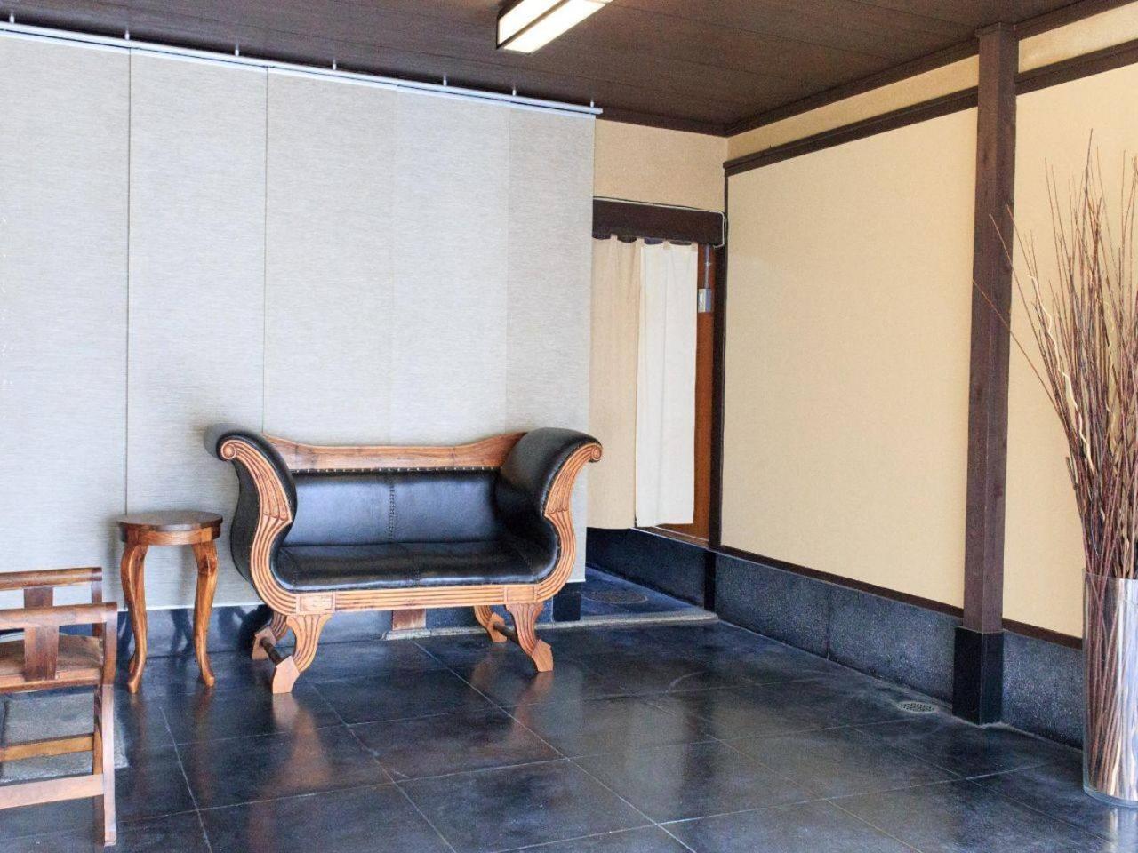 京都二条城近く京町屋120年の歴史に泊まる Esterno foto